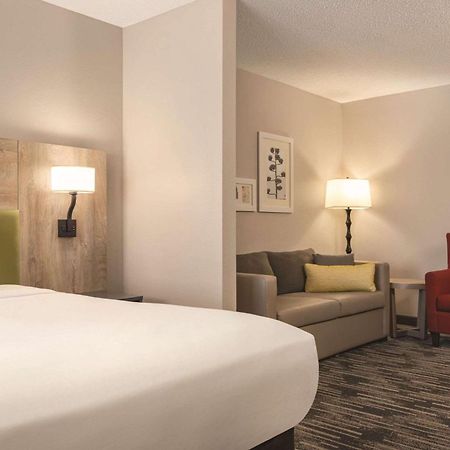 Country Inn & Suites By Radisson, St Cloud East, Mn Saint Cloud Exteriör bild