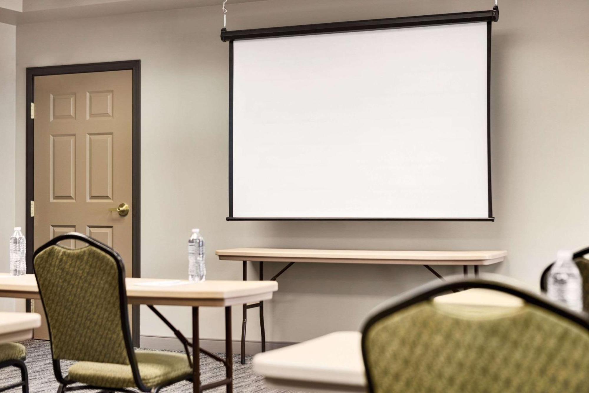 Country Inn & Suites By Radisson, St Cloud East, Mn Saint Cloud Exteriör bild