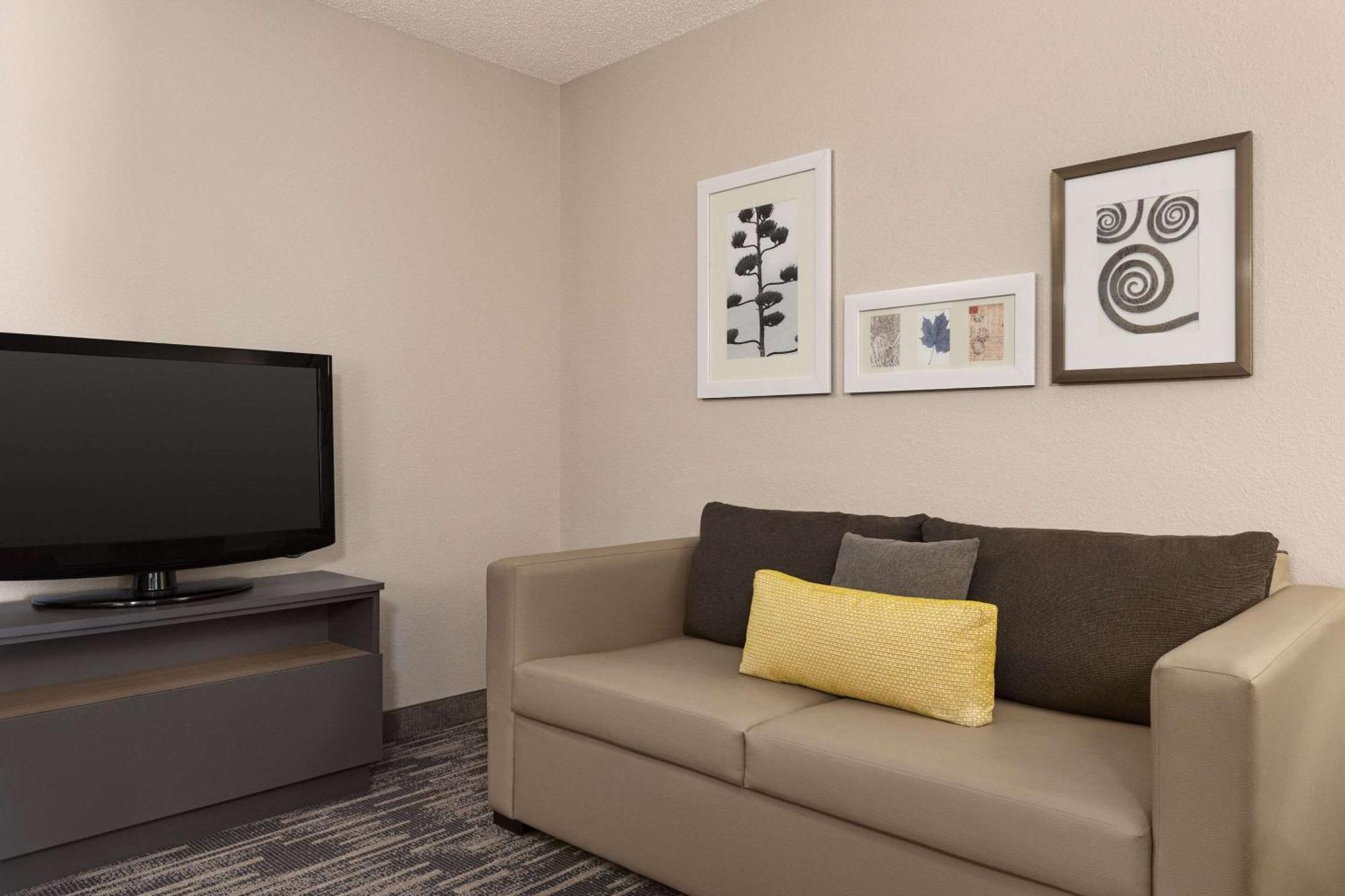 Country Inn & Suites By Radisson, St Cloud East, Mn Saint Cloud Exteriör bild