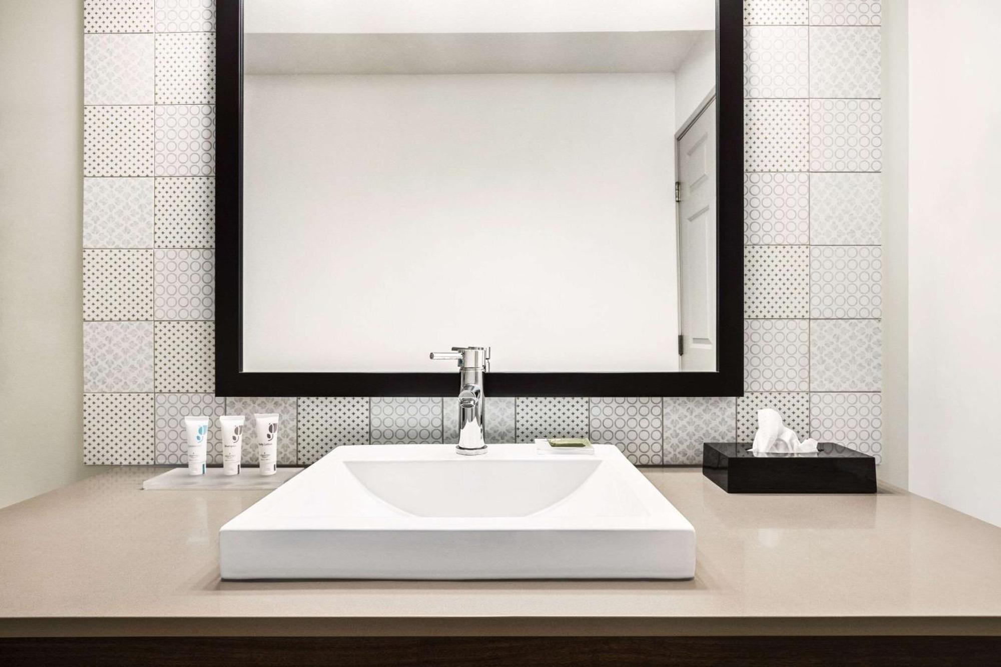 Country Inn & Suites By Radisson, St Cloud East, Mn Saint Cloud Exteriör bild