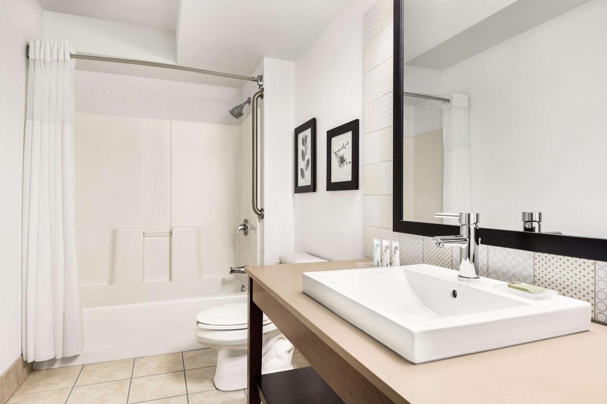 Country Inn & Suites By Radisson, St Cloud East, Mn Saint Cloud Exteriör bild