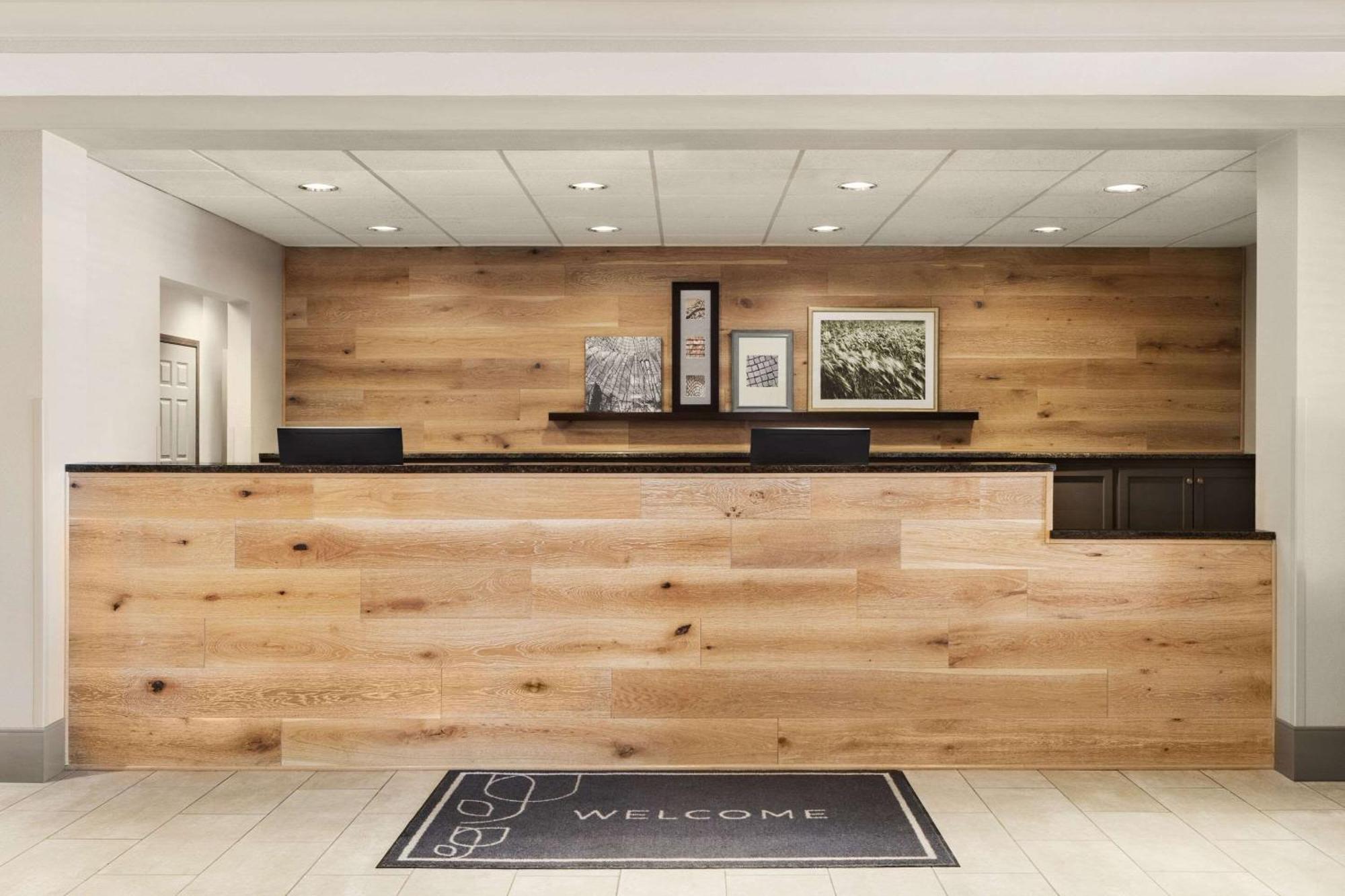 Country Inn & Suites By Radisson, St Cloud East, Mn Saint Cloud Exteriör bild
