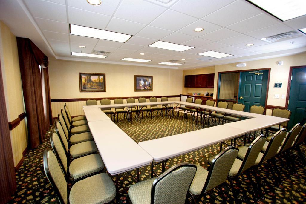 Country Inn & Suites By Radisson, St Cloud East, Mn Saint Cloud Exteriör bild